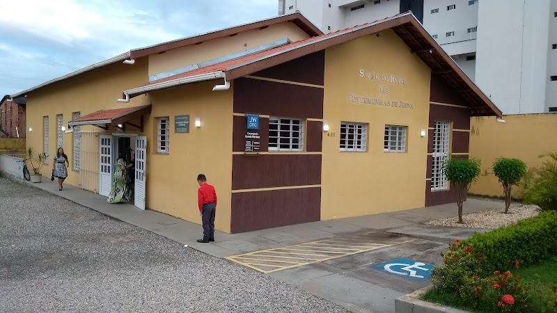 Parreão — Salão do Reino das Testemunhas de Jeová