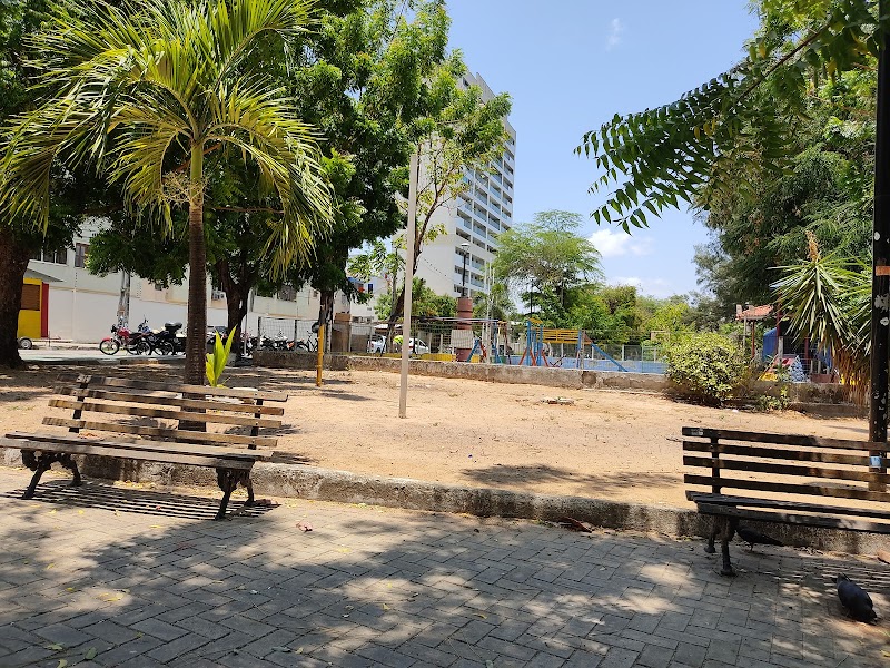 Presidente Kennedy — Praça Jonas Gomes de Freitas